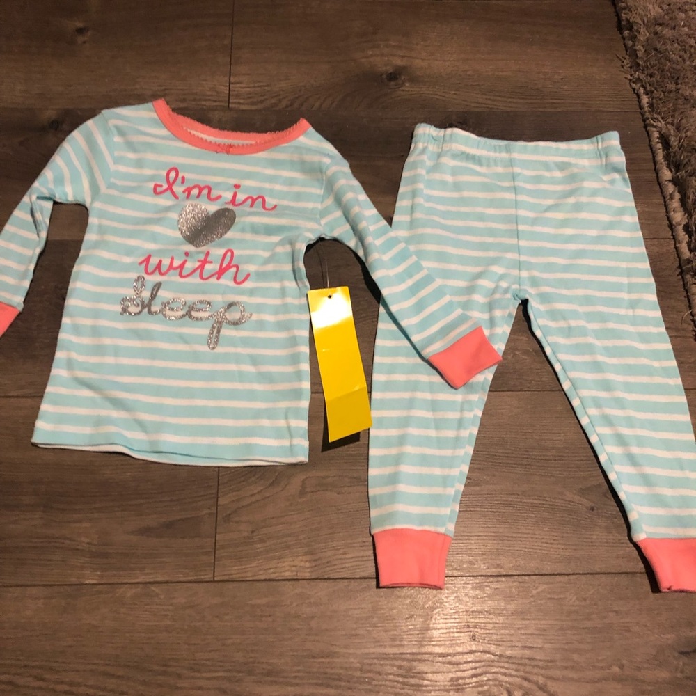 NWT two piece toddler pajama set! Size 18 months